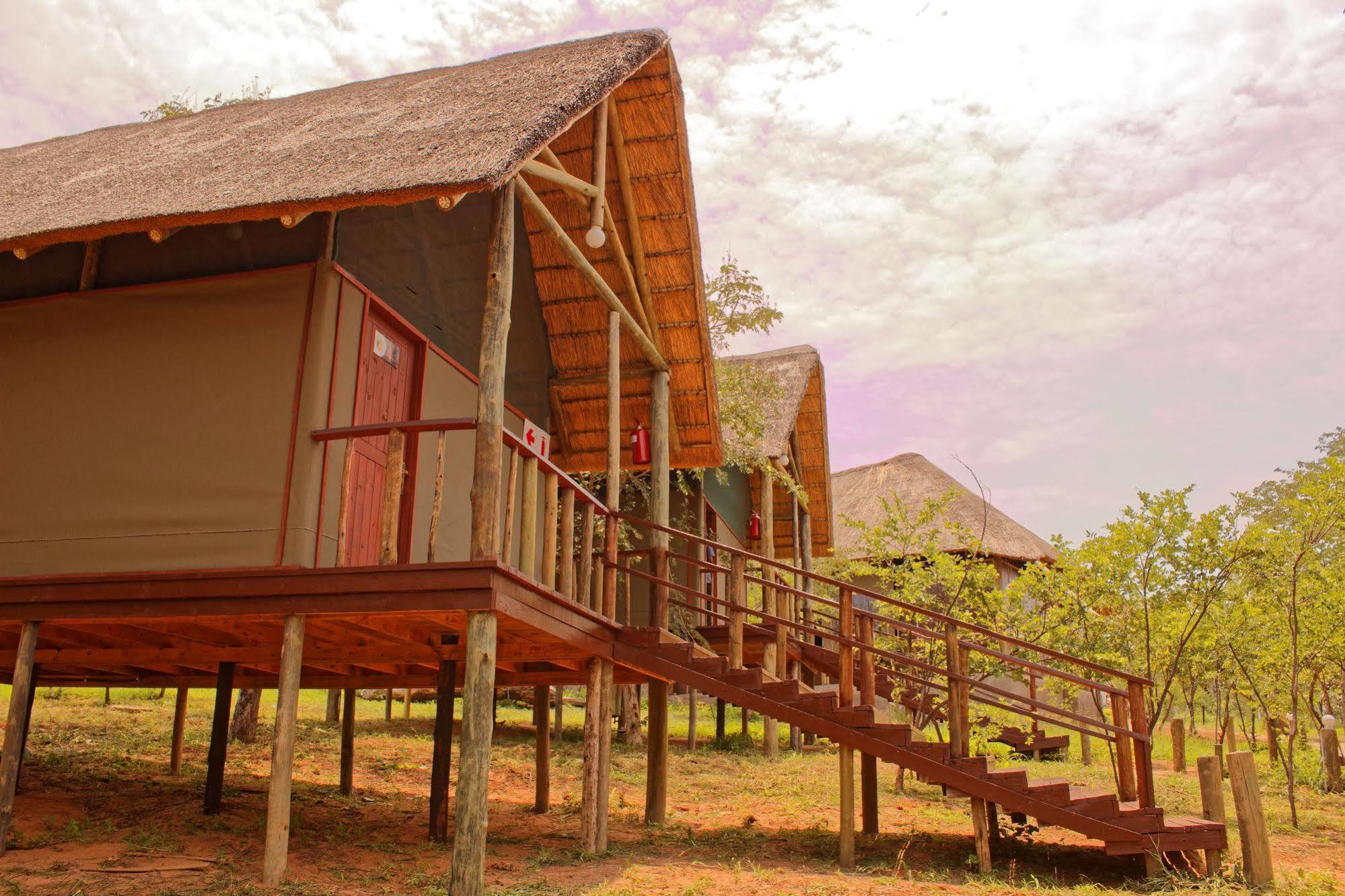 Lion Roars Lodge Lesoma Exterior foto